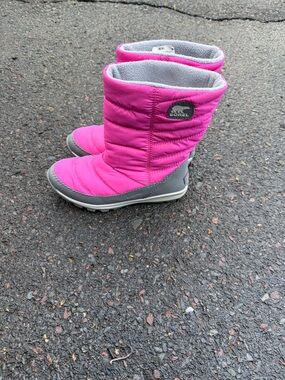 Sorel Kids Hot Pink and Gray Winter Pull-On Boots